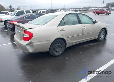 2004 Toyota Camry Le z USA, uszkodzony, nr VIN 4T1BE32KX4U854689